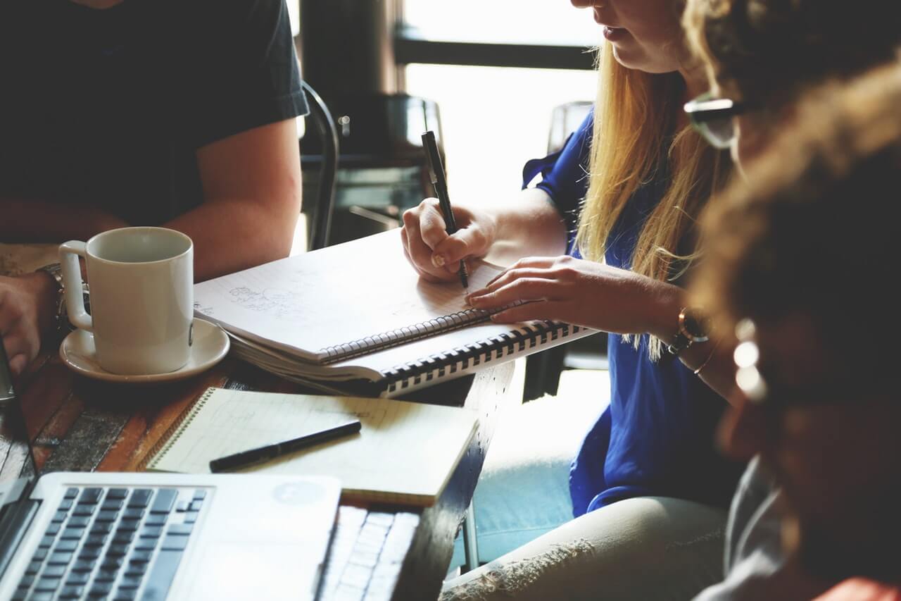 همراهی تیم ایرانیان با کسب‌وکارها